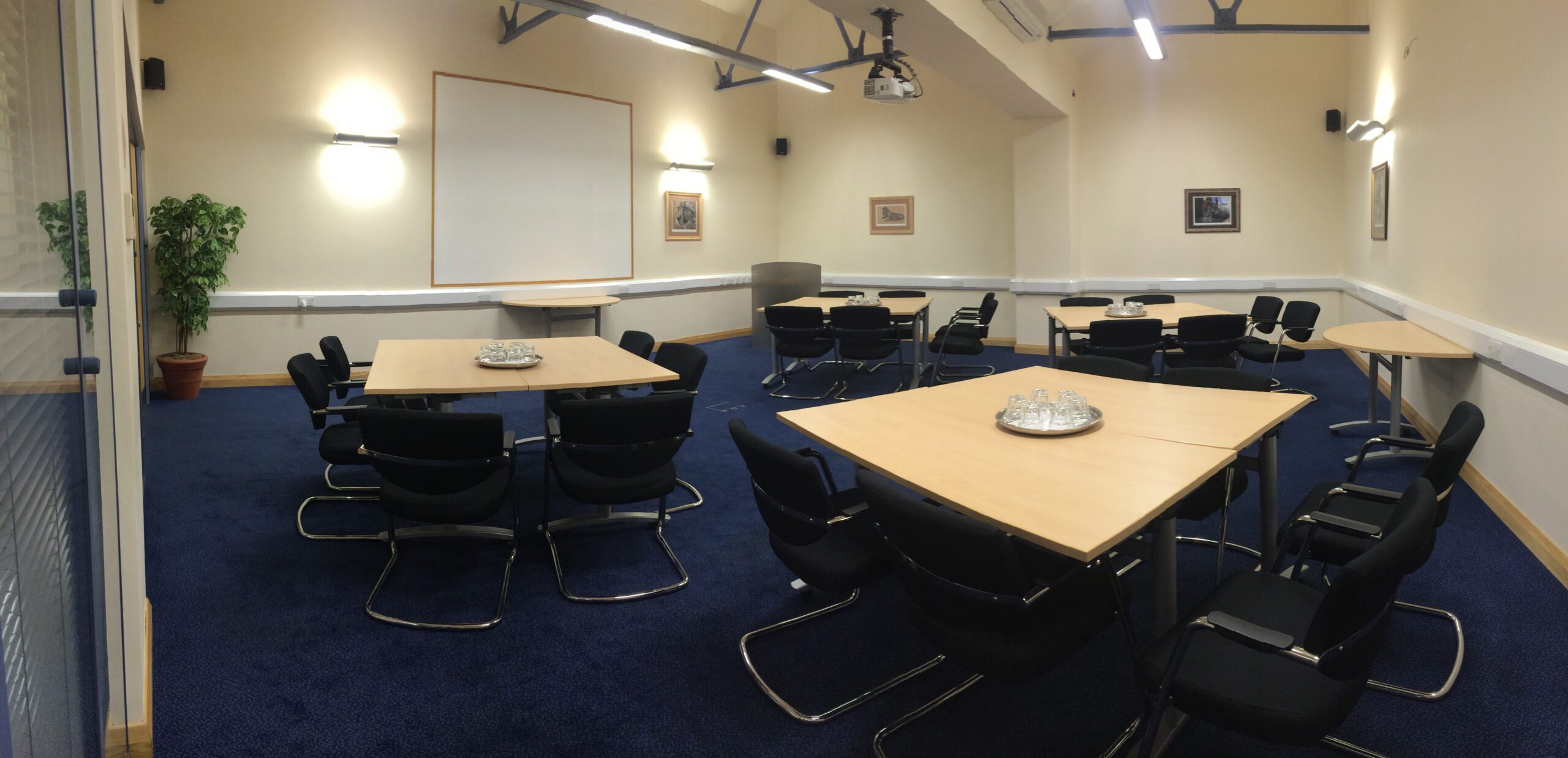 Meeting-room-cabaret-style-scaled-1