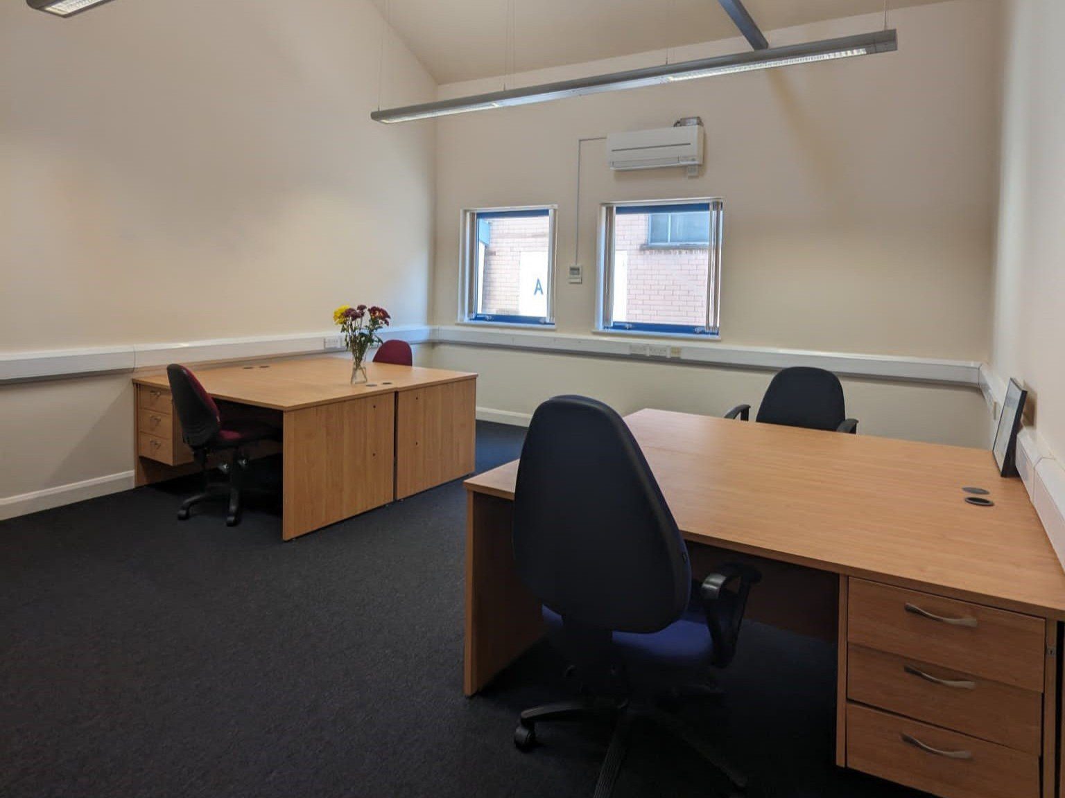 Take-a-look-around-Office-panel-Suite